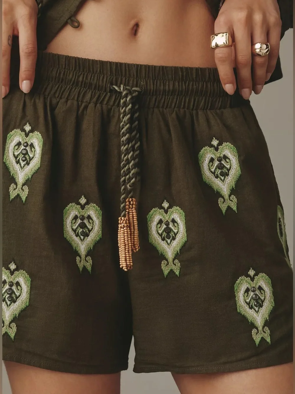 FARM Rio Embroidered Green Heart Tapestry Linen-Blend Shorts Size XXS NWT - Picture 13 of 15
